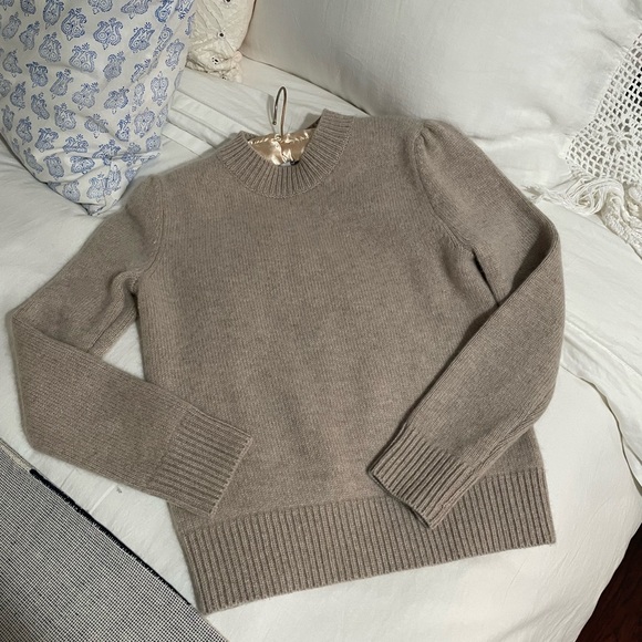 CO Essentials 100% Cashmere Puff Sleeve Sweater XS - Picture 9 of 9